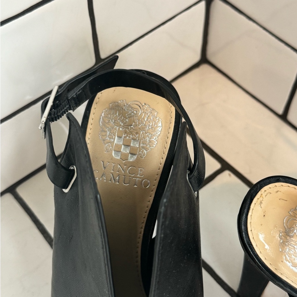 Vince Camuto Size 7 1/2 Open Toed Heel. Worn Twic… - image 6